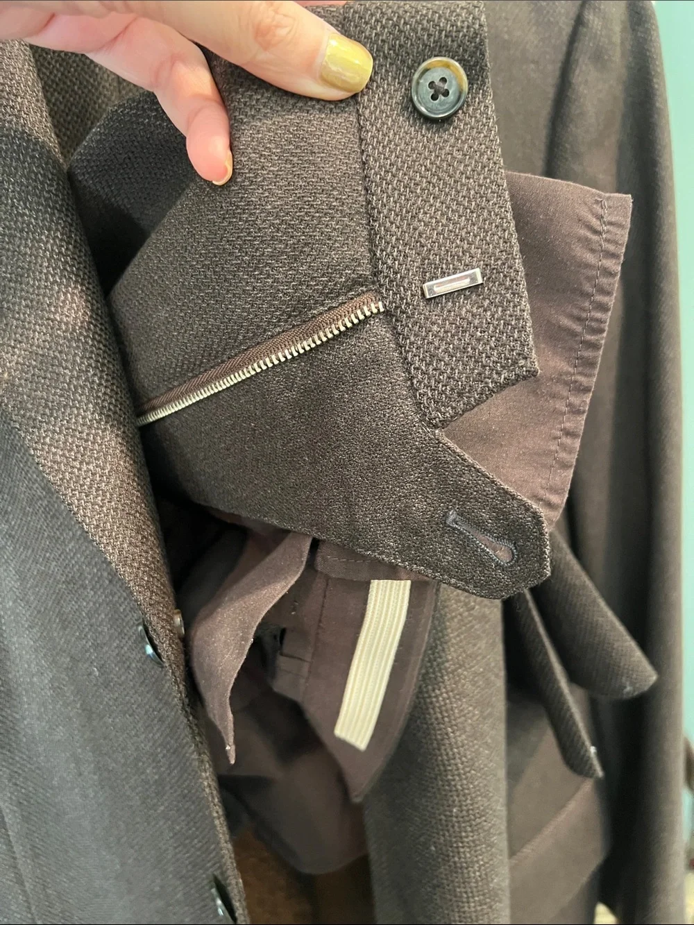 Custom men’s suit